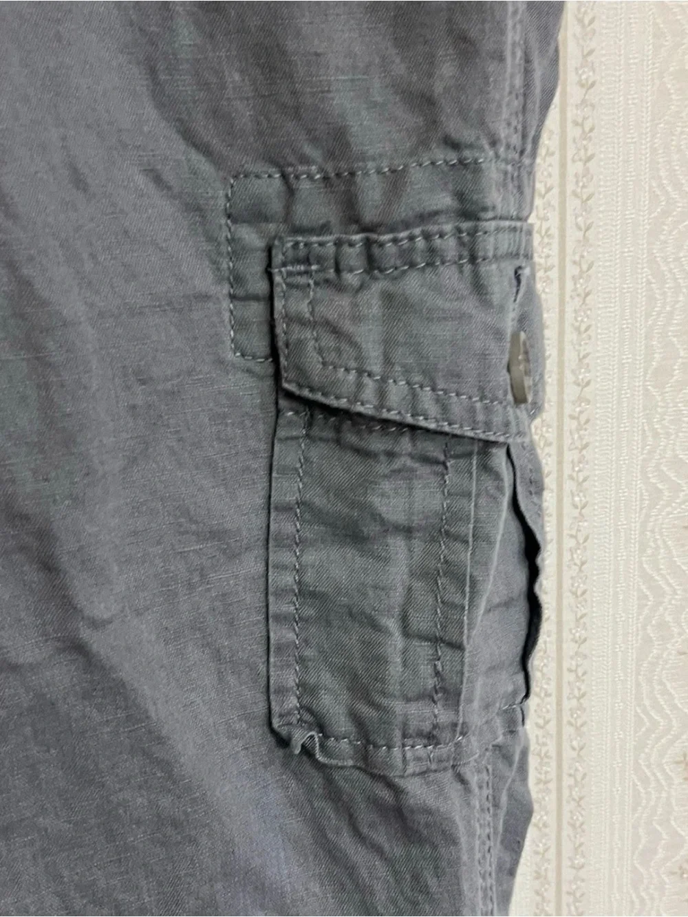 Banana Republic Linen Blend Martin Fit Cargo Capri Pants Women’s 0 Gray Low Rise